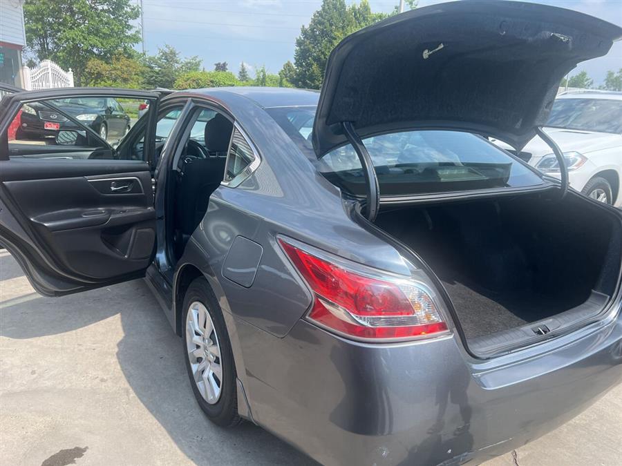 2015 Nissan Altima 2.5 S 4dr Sedan photo