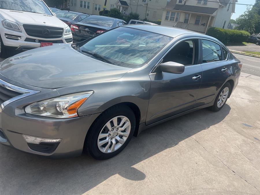 2015 Nissan Altima 2.5 S 4dr Sedan photo