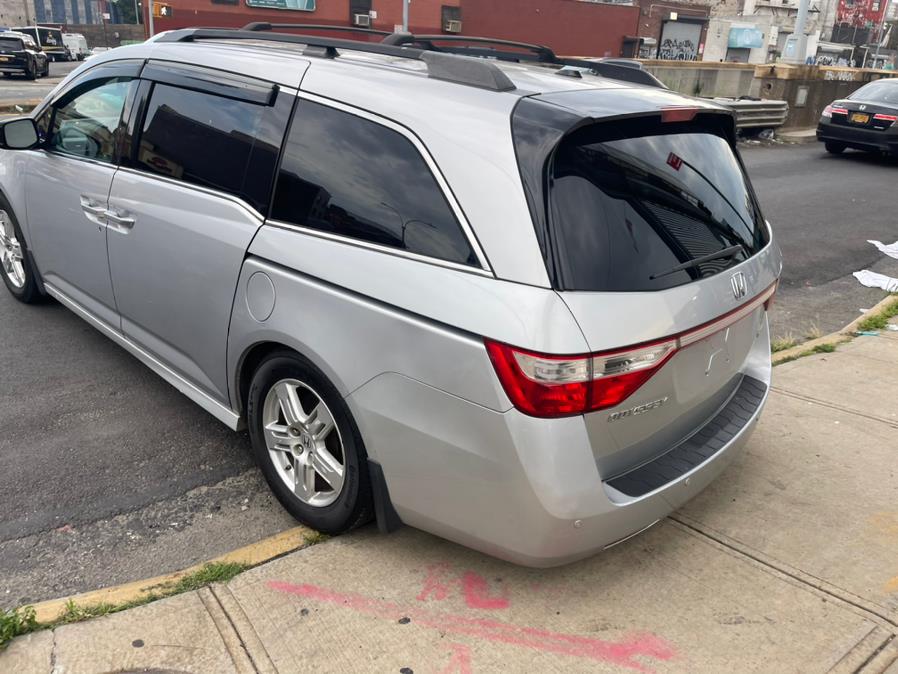 2012 Honda Odyssey Touring photo