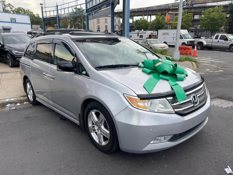 2012 Honda Odyssey Touring photo