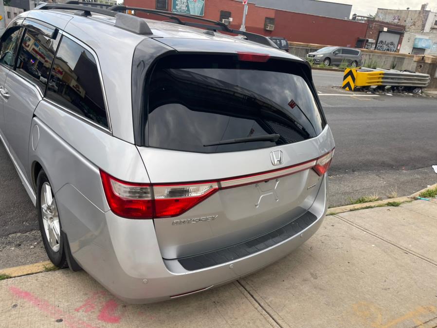 2012 Honda Odyssey Touring photo