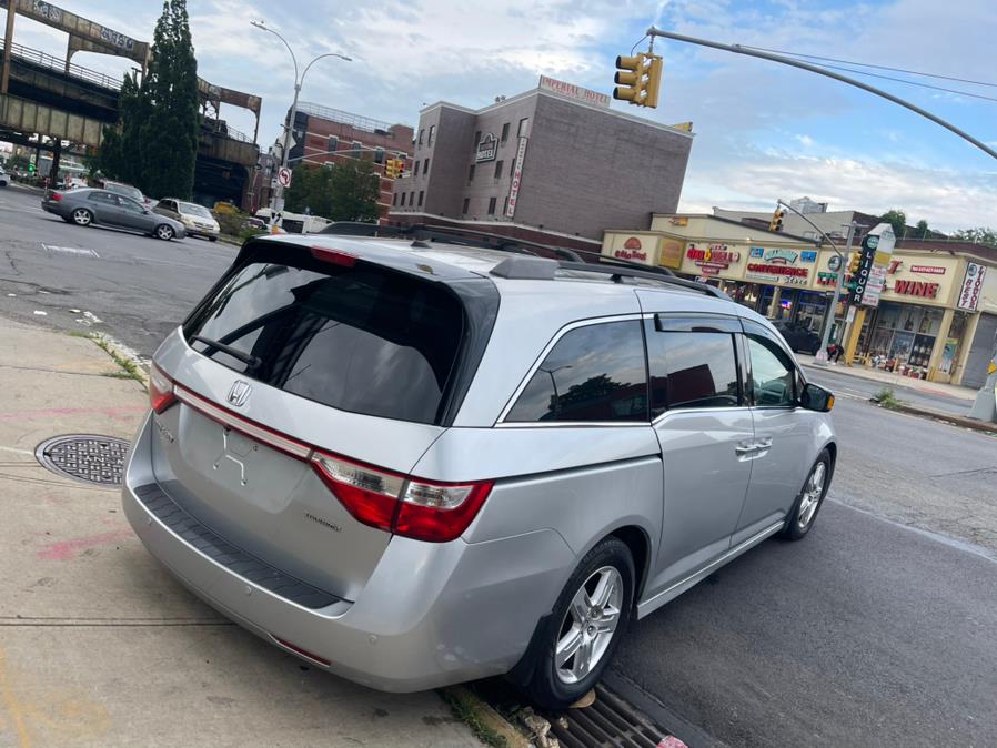 2012 Honda Odyssey Touring photo