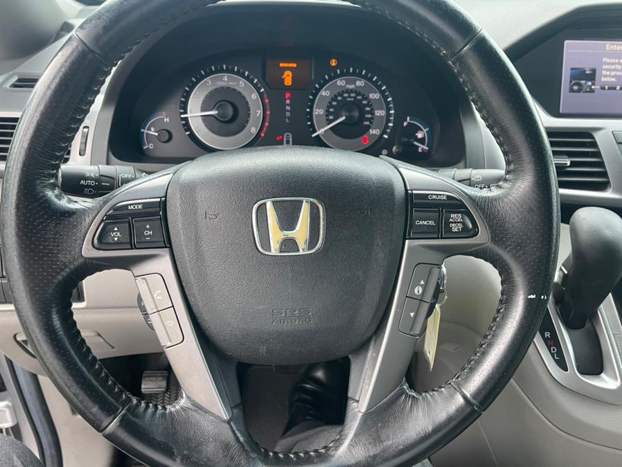 2012 Honda Odyssey Touring photo