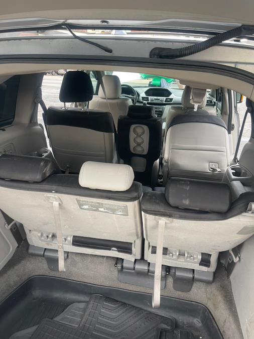 2012 Honda Odyssey Touring photo