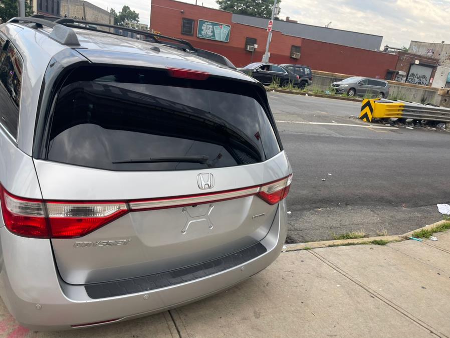 2012 Honda Odyssey Touring photo