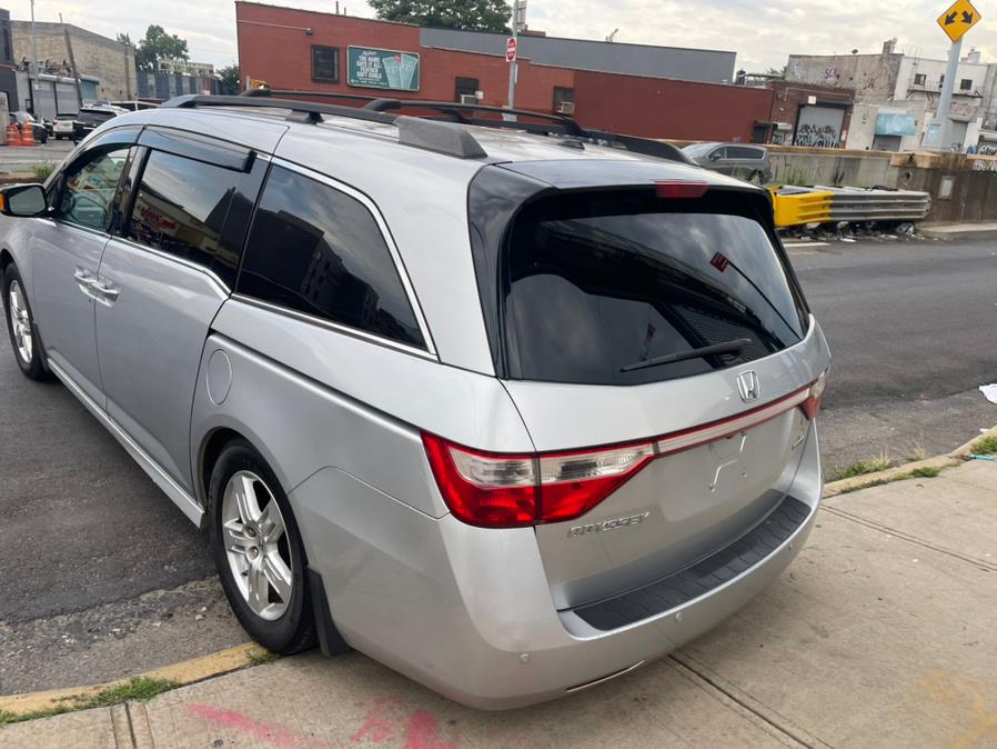 2012 Honda Odyssey Touring photo