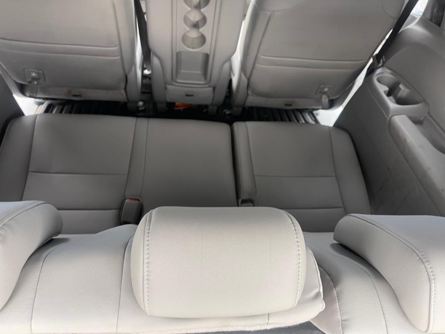 2012 Honda Odyssey Touring photo