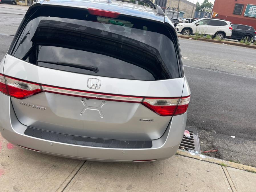 2012 Honda Odyssey Touring photo