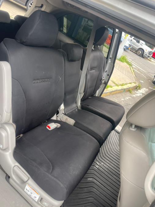 2012 Honda Odyssey Touring photo