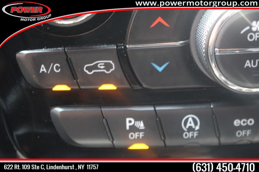 2019 Jeep Grand Cherokee Altitude 4x2 photo