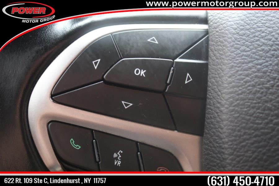 2019 Jeep Grand Cherokee Altitude 4x2 photo
