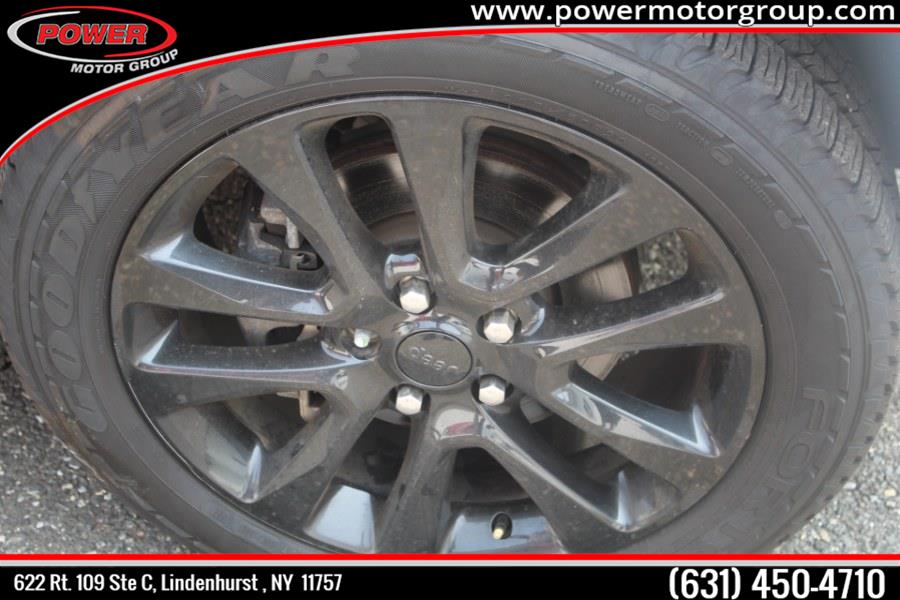 2019 Jeep Grand Cherokee Altitude 4x2 photo