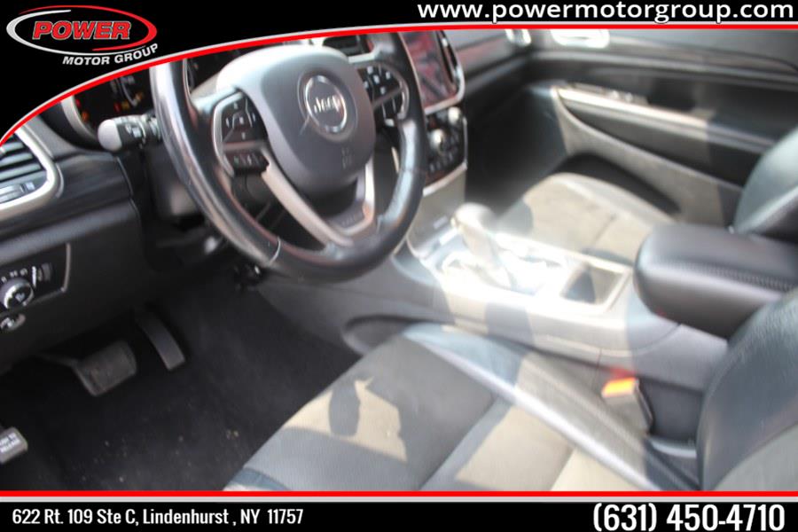 2019 Jeep Grand Cherokee Altitude 4x2 photo