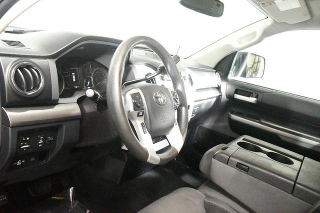 2019 Toyota Tundra SR5 photo