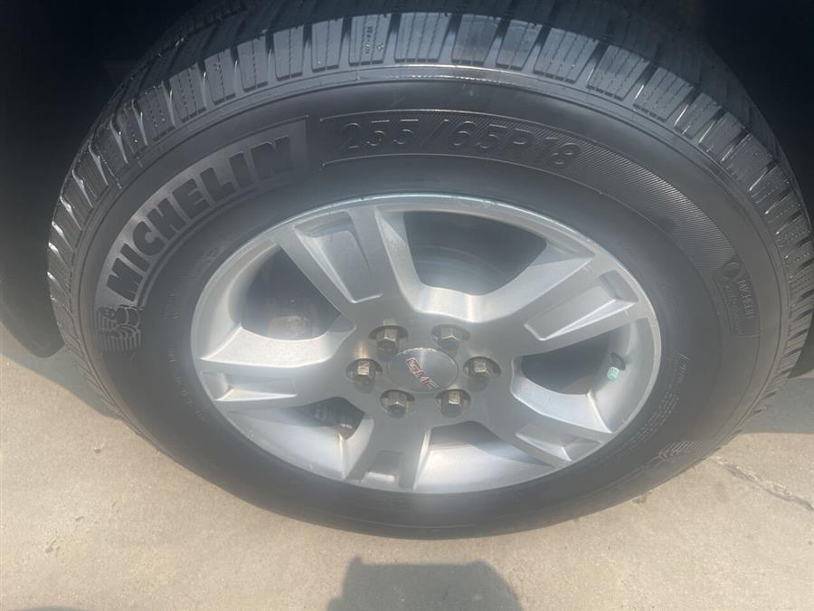2012 GMC Acadia SL photo