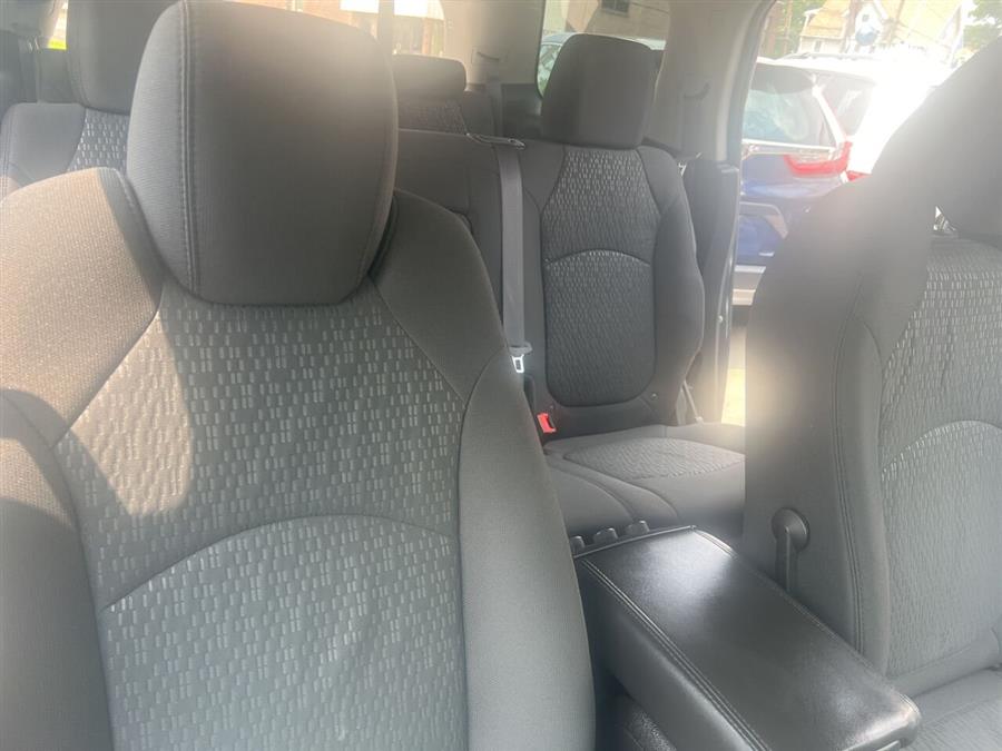 2012 GMC Acadia SL photo