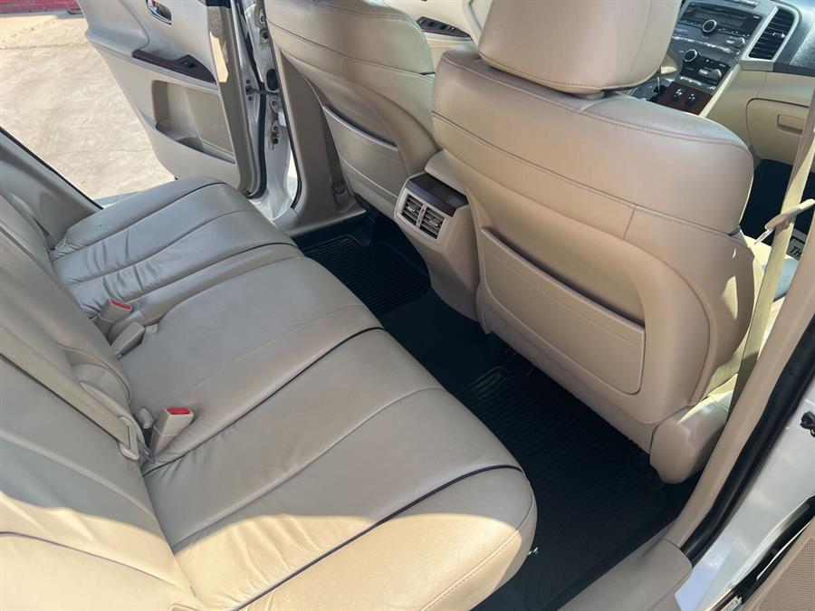 2009 Toyota Venza photo
