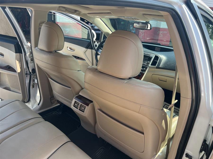 2009 Toyota Venza photo