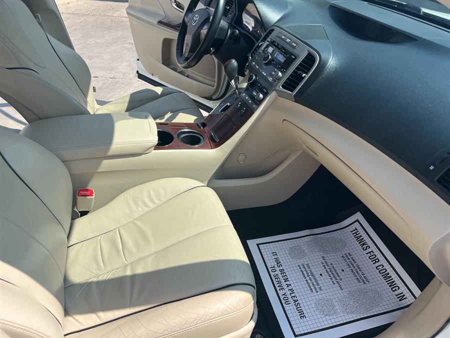2009 Toyota Venza photo