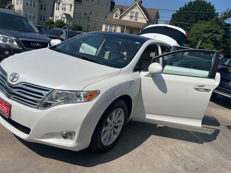 2009 Toyota Venza photo