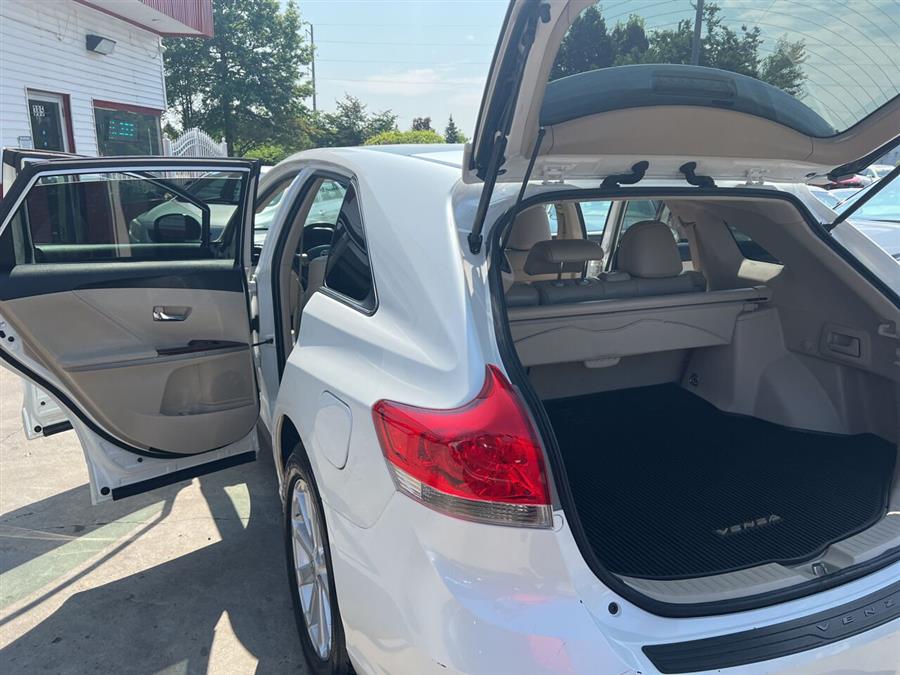 2009 Toyota Venza photo