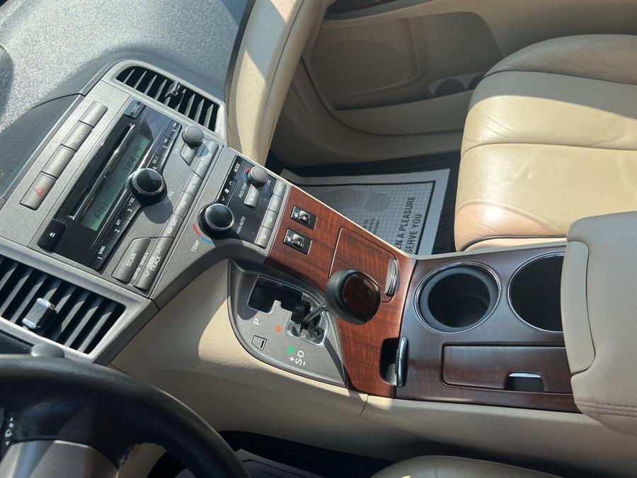 2009 Toyota Venza photo