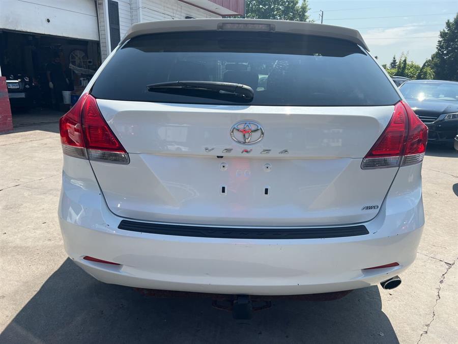 2009 Toyota Venza photo