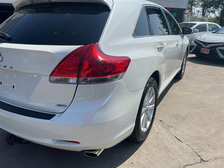 2009 Toyota Venza photo