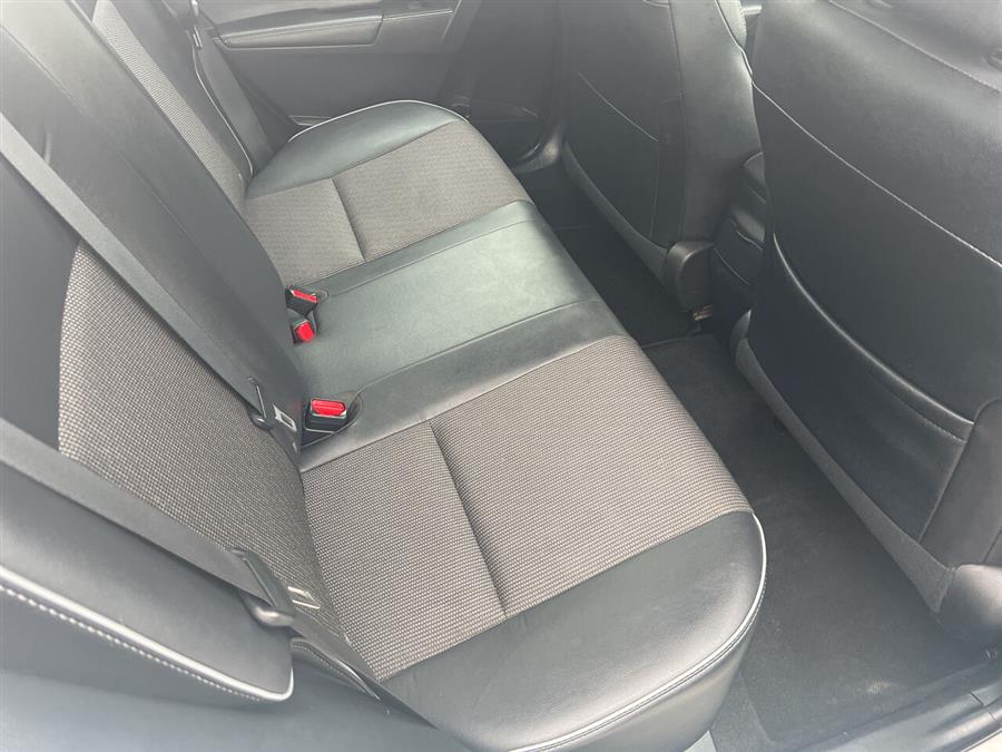 2014 Toyota Corolla L photo