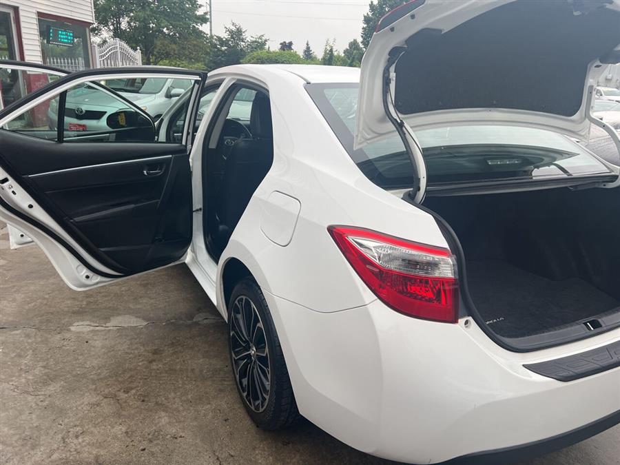 2014 Toyota Corolla L photo