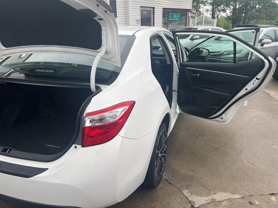 2014 Toyota Corolla L photo