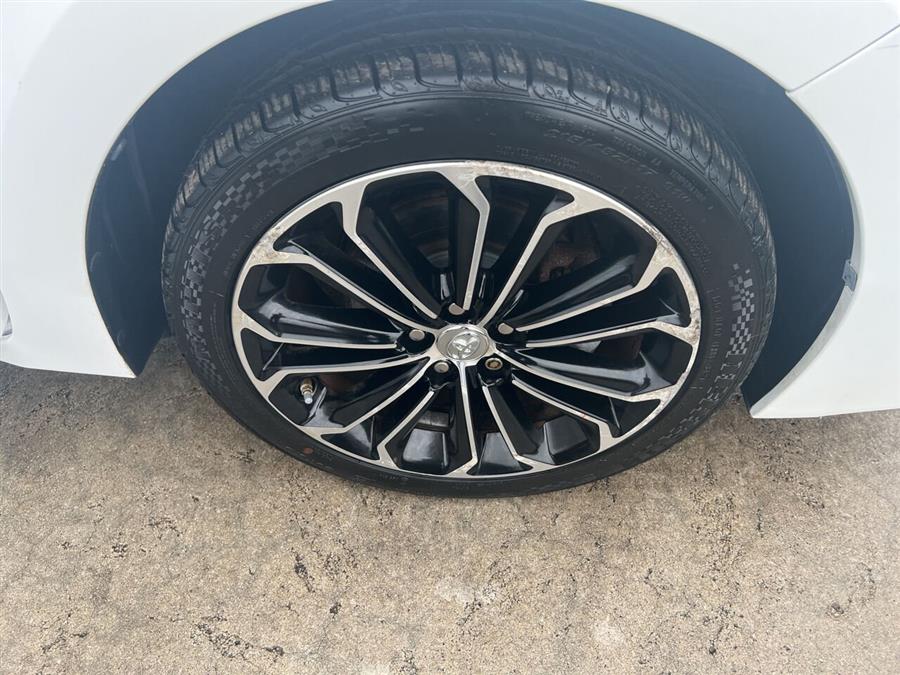 2014 Toyota Corolla L photo