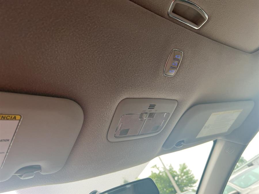 2014 Toyota Corolla L photo