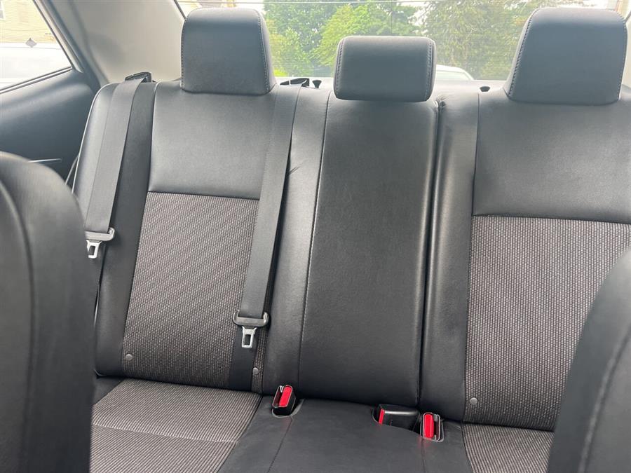 2014 Toyota Corolla L photo
