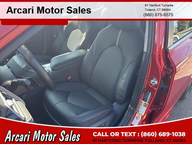 2019 Toyota Camry SE Auto (Natl) photo