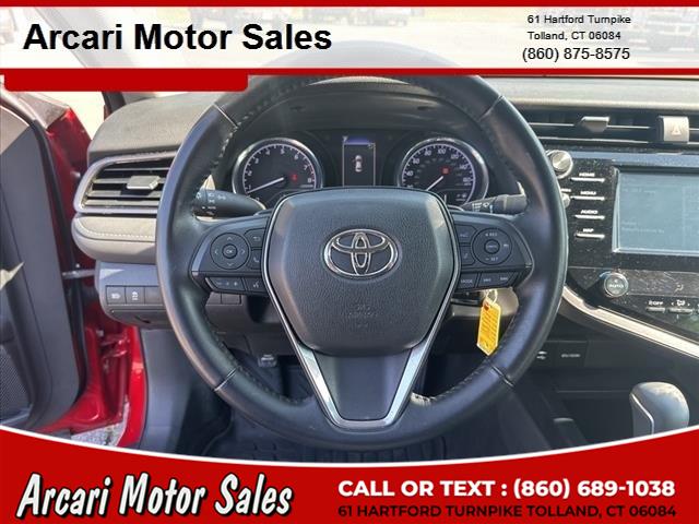 2019 Toyota Camry SE Auto (Natl) photo