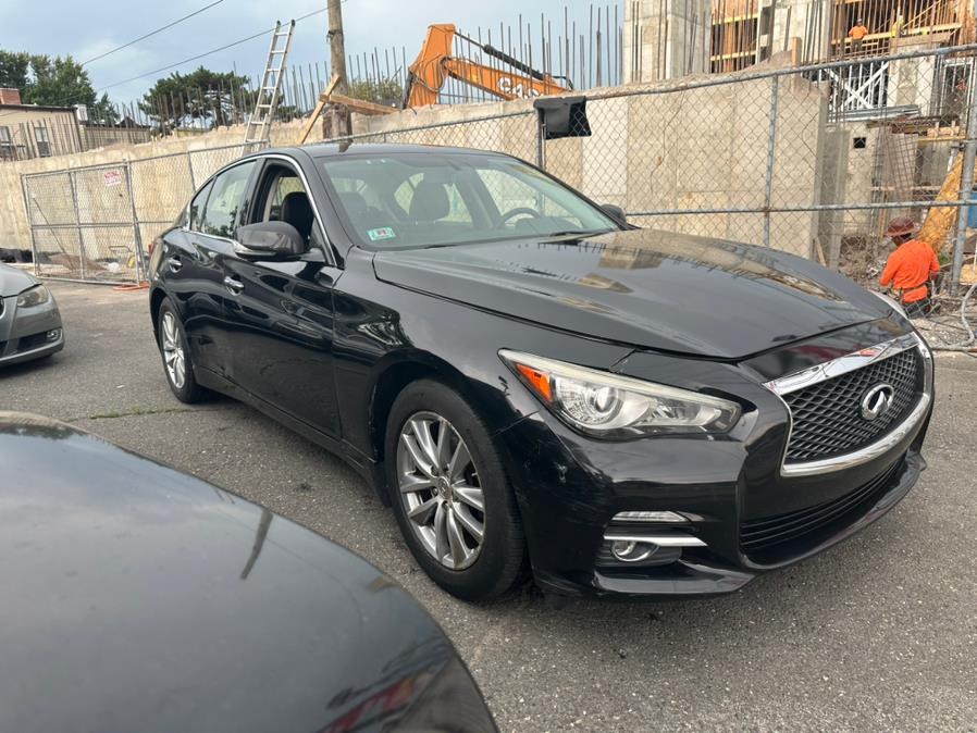 2015 Infiniti Q50 4dr Sdn Premium AWD photo
