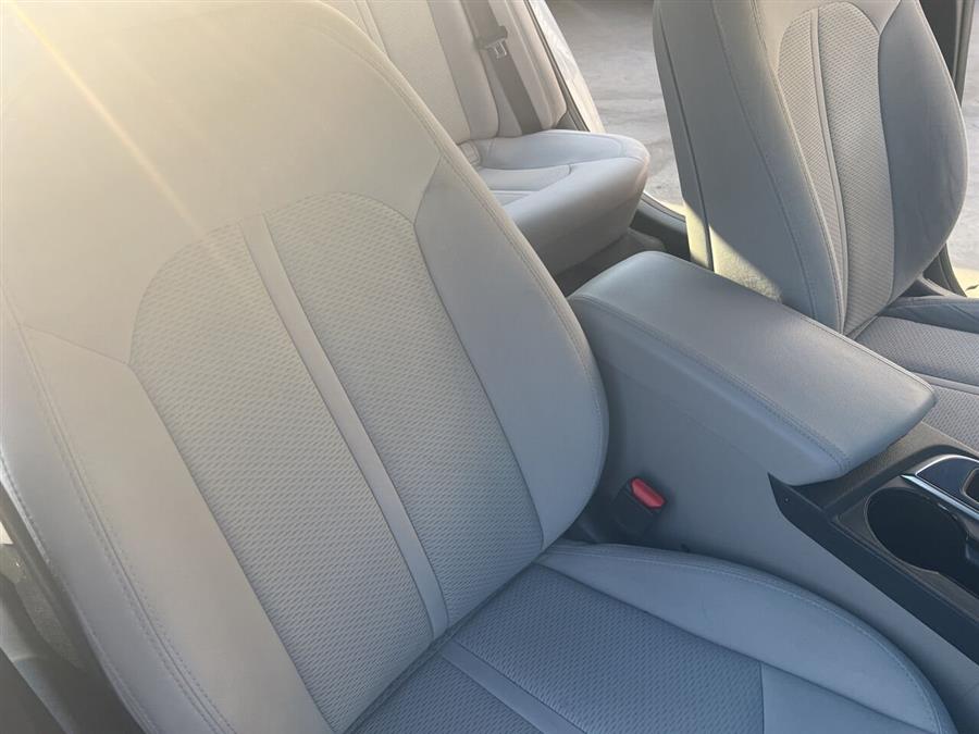 2016 Hyundai Sonata SE 4dr Sedan photo