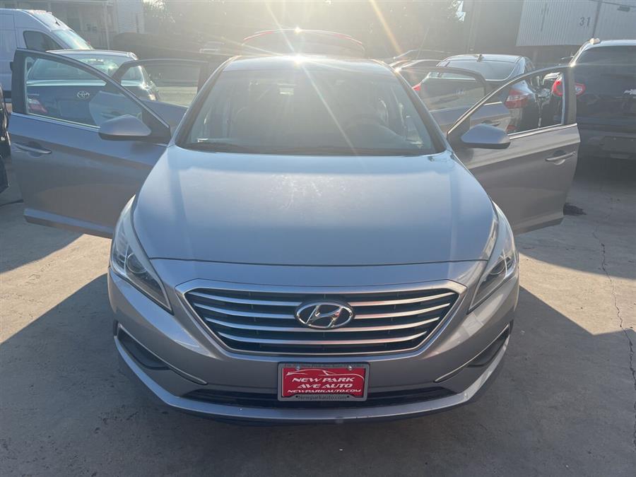 2016 Hyundai Sonata SE 4dr Sedan photo