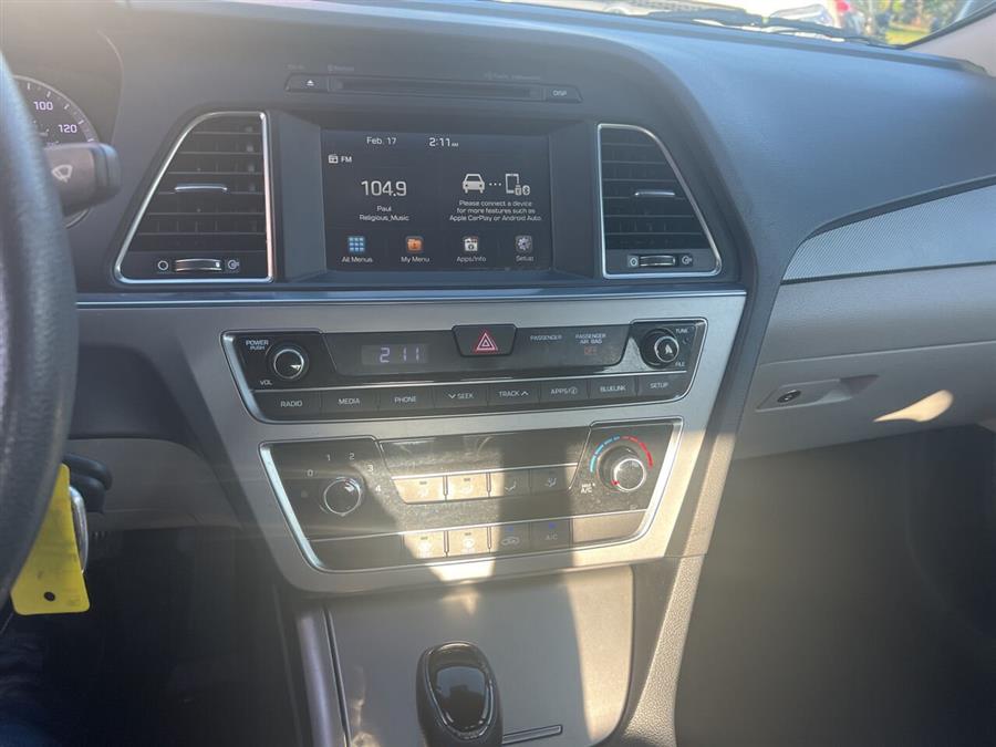 2016 Hyundai Sonata SE 4dr Sedan photo