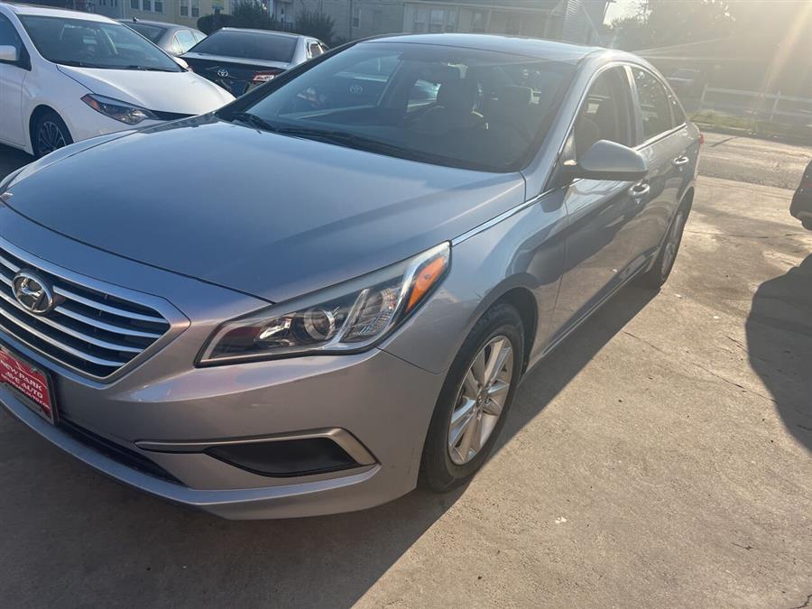 2016 Hyundai Sonata SE 4dr Sedan photo