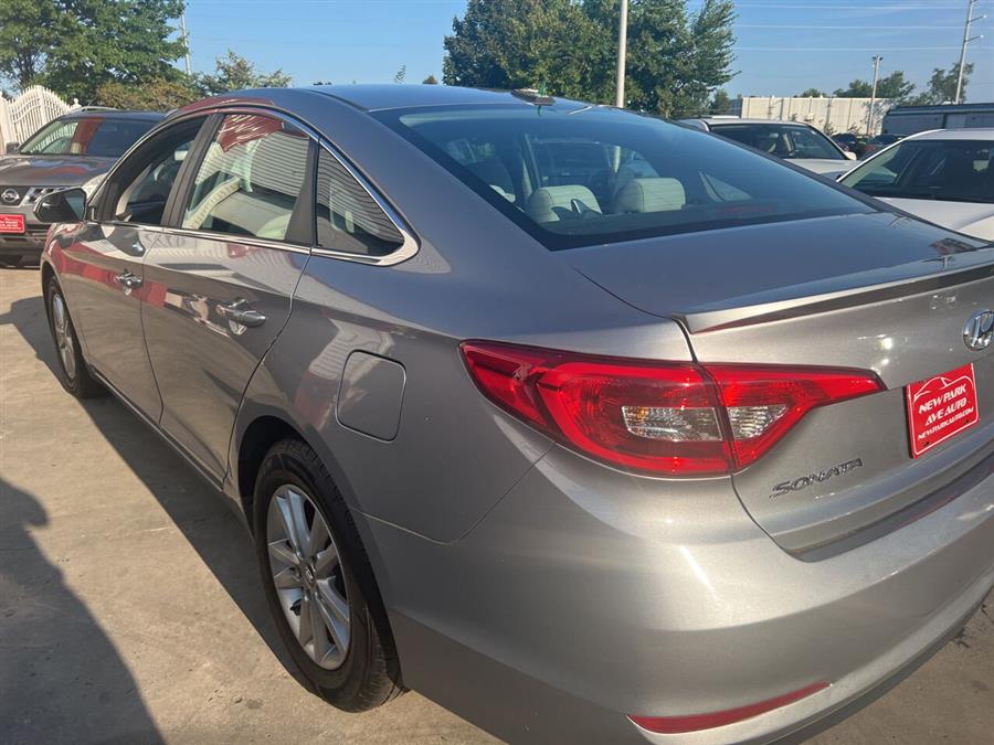 2016 Hyundai Sonata SE 4dr Sedan photo