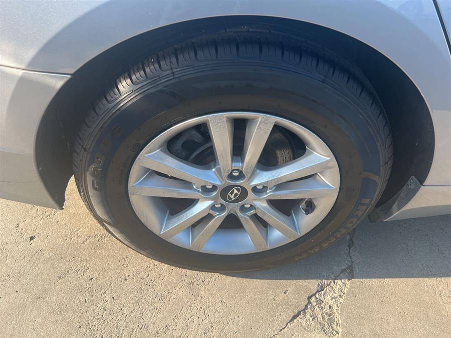 2016 Hyundai Sonata SE 4dr Sedan photo