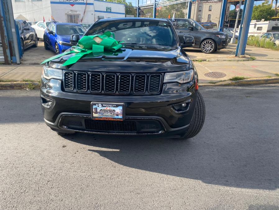 2017 Jeep Grand Cherokee Limited 4x4 photo