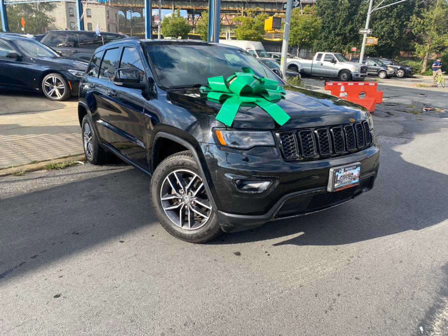 2017 Jeep Grand Cherokee Limited 4x4 photo