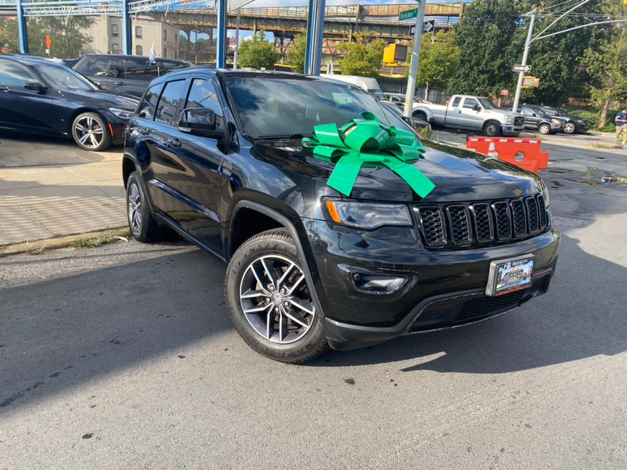 2017 Jeep Grand Cherokee Limited 4x4 photo