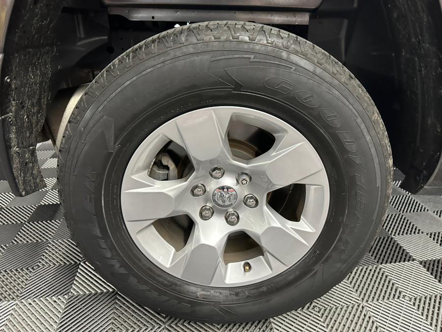 2020 RAM 1500 Big Horn 4x4 Quad Cab 6''4