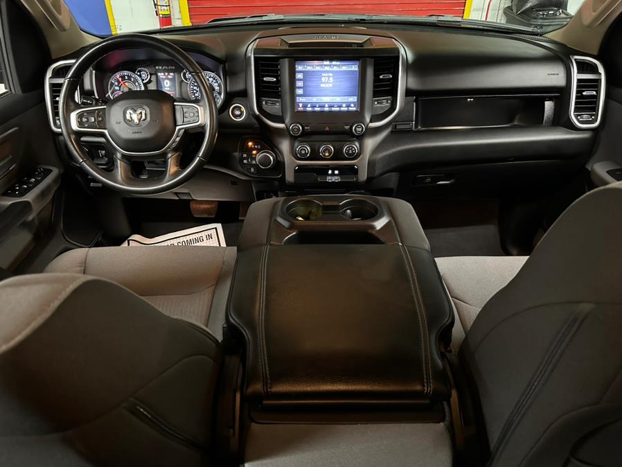 2020 RAM 1500 Big Horn 4x4 Quad Cab 6''4