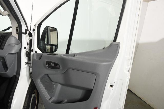 2016 Ford TRANSIT 150 Cargo photo