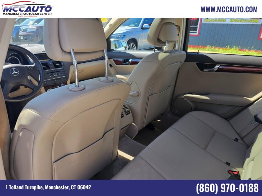 2011 Mercedes-Benz C-Class C300 4MATIC Luxury photo